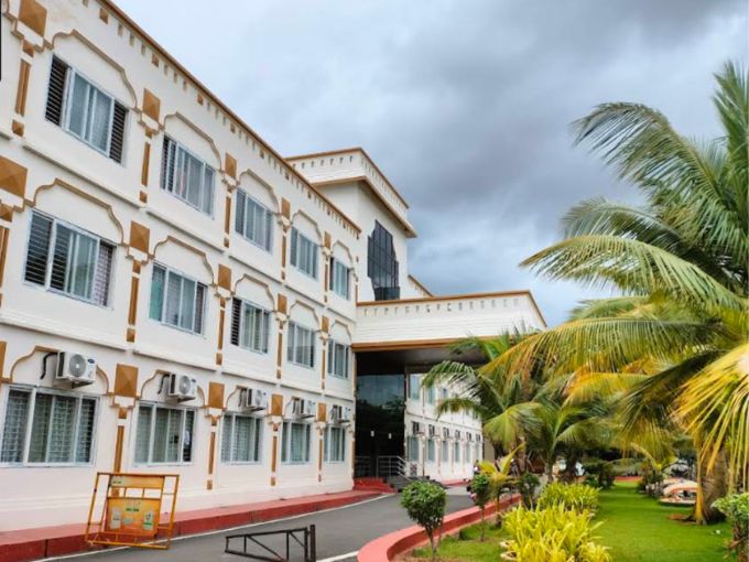 Guest Services at Vijayeendra Vasati Gruha Guest House